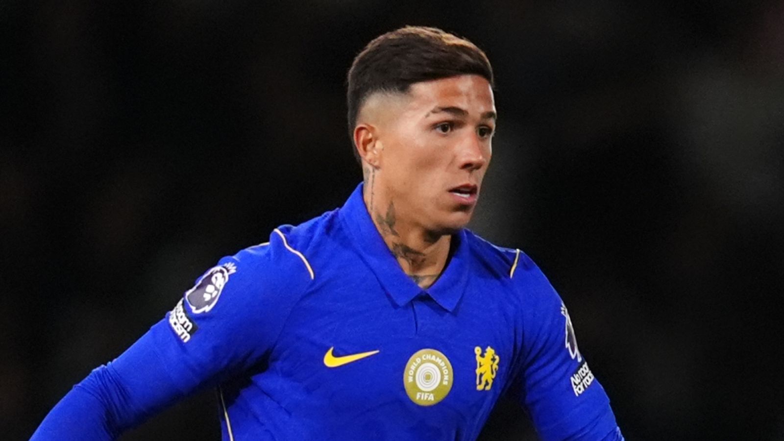 恩佐·费尔南德斯转会新闻:曼城与切尔西达成1.25亿英镑的交易